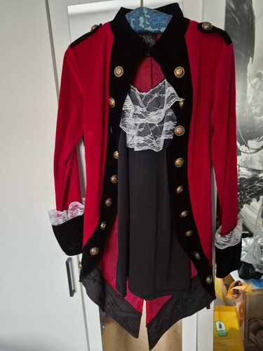 Piratenfrau fasching kostüm - fasching,